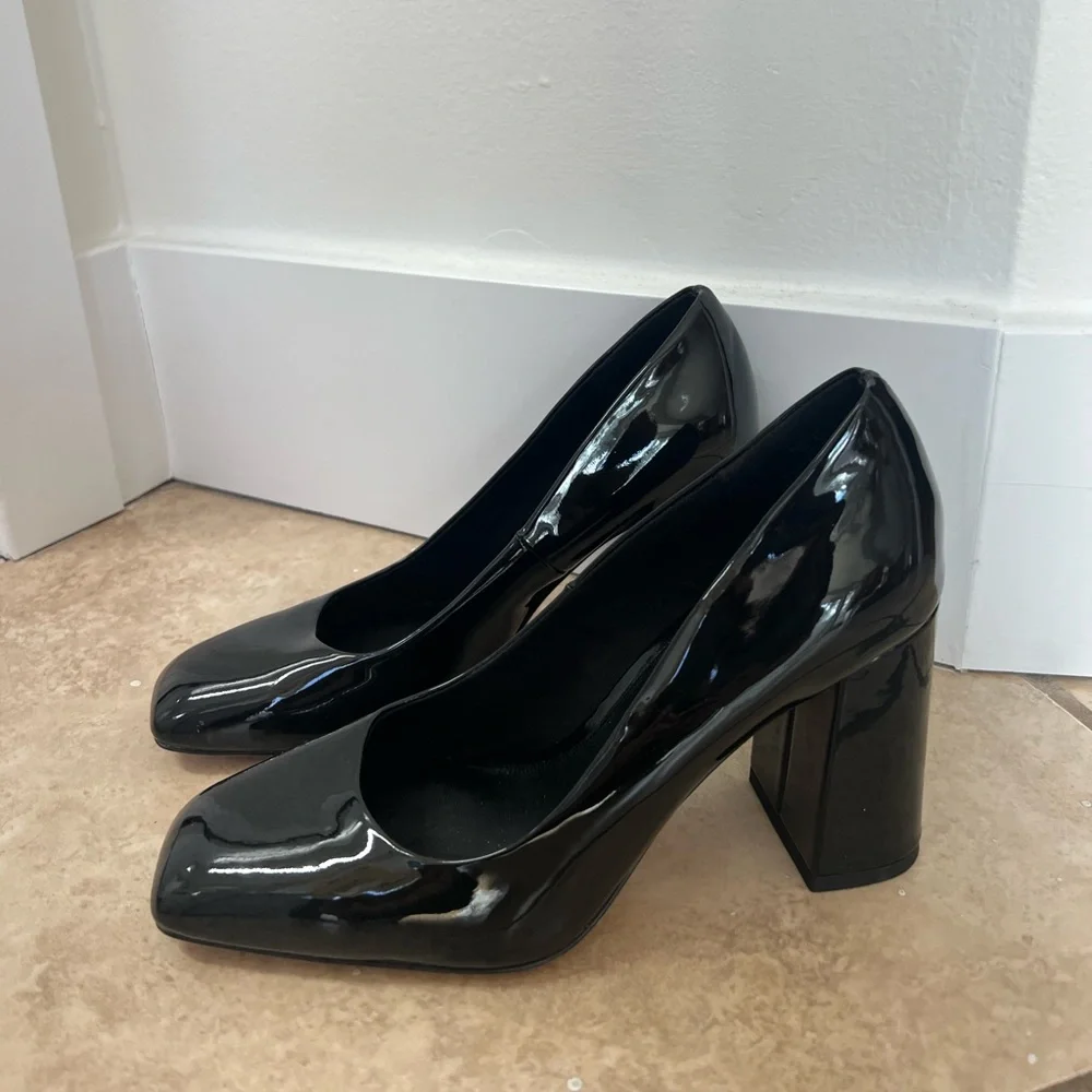 H&M NEW black block heels size 6.5 37